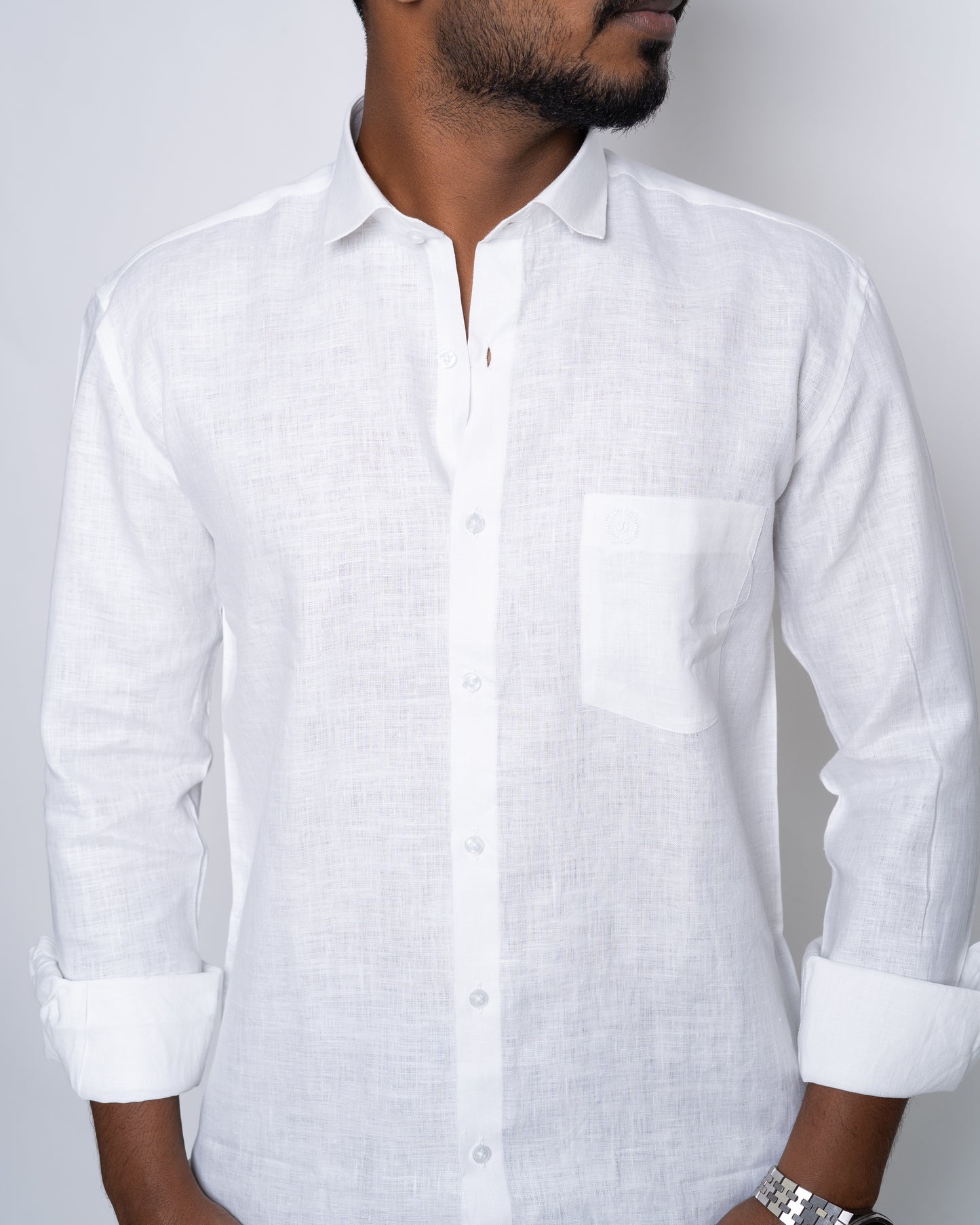 The Cambidrge Snow Classic Linen Shirt