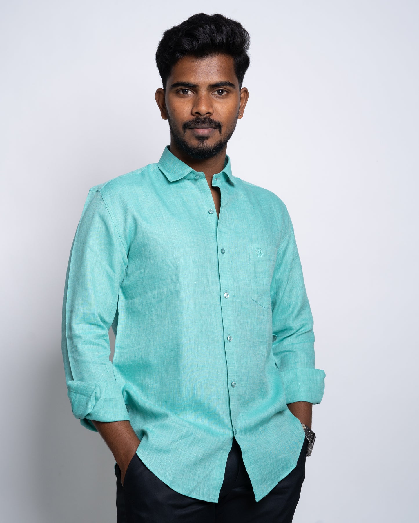 The Emerald Isle Tailored Linen shirt